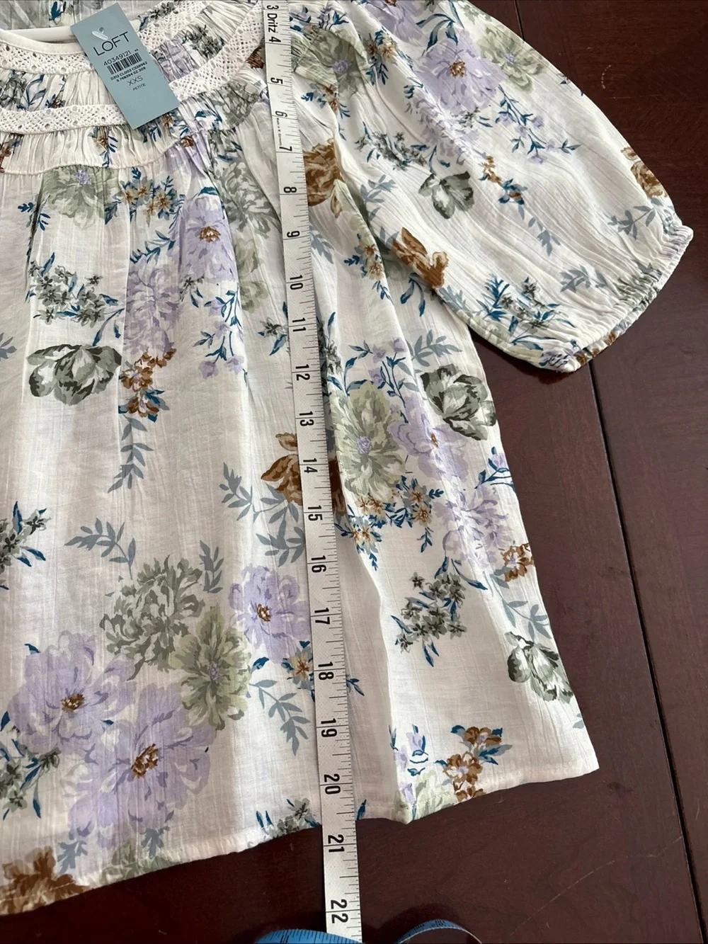 LOFT Cream Floral and Lace Puff-Sleeve Top